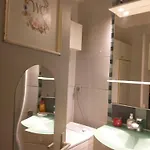Appartement 1 Piece A Deux Pas De La Plage Et A 10Min Du Centre Ville Et La Gare 15 Minutes De L\'Aeroport